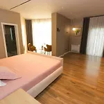 Florence Villa Tirana