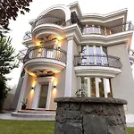 Florence Villa Tirana