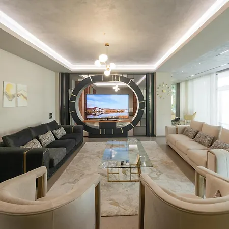 Florence Villa Tirana