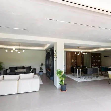 Villa Florence Tirana